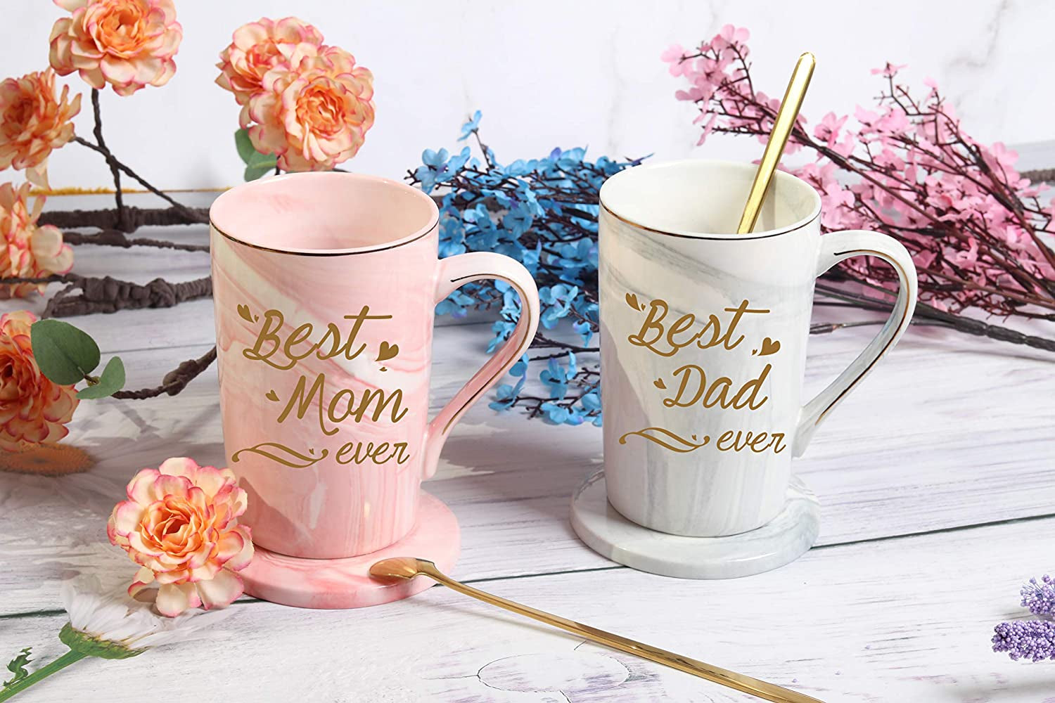 Best Mom and Dad Coffee Mugs Best Dad and Mom Mug Birthday Mothers Day Fathers Day Mugs for Mom Dad from Daughter Son New Parent Mug 14 Ounce Gift Box with Spoon and Mug Mat Pink and Gray